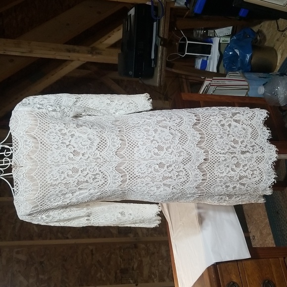 Jessica Howard creamy white lace dress. Size 4 petite - Picture 4 of 9